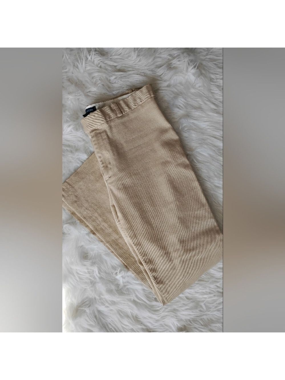 Ralph Lauren Women's Chino Trousers. Size 8 Petite.